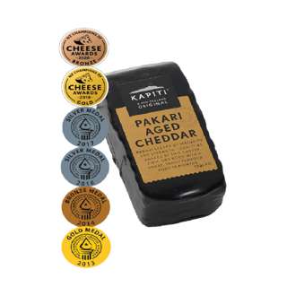 Kapiti Pakari Aged Cheddar