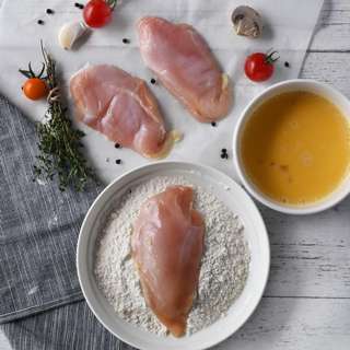 Toh Thye San Organic Local Chicken Breasts Toh Thye San Organic Local Chicken Breasts