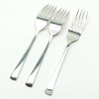 Nihon Cutlery 18-8 S/Steel Serving Fork L22 W3.4Cm Nihon Cutlery 18-8 S/Steel Serving Fork L22 W3.4Cm