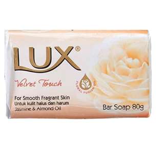Lux Velvet Touch Jasmine & Almond Oil 80g Bar Soap