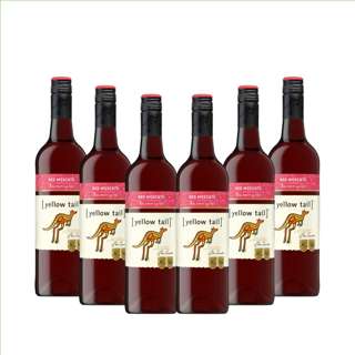 Yellow Tail Red Moscato