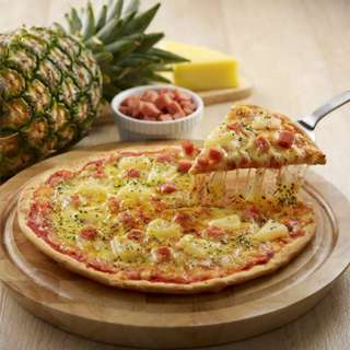 Mr. Macho 9.5 inch Super Thin Crust Hawaiian Pizza