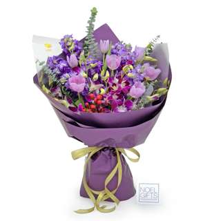 NoelGifts Flower Hand Bouquet - Royal Fleur (ABHB11B) NoelGifts Flower Hand Bouquet - Royal Fleur (ABHB11B)