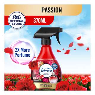 Febreze Fabric Spray Refresher - Passion